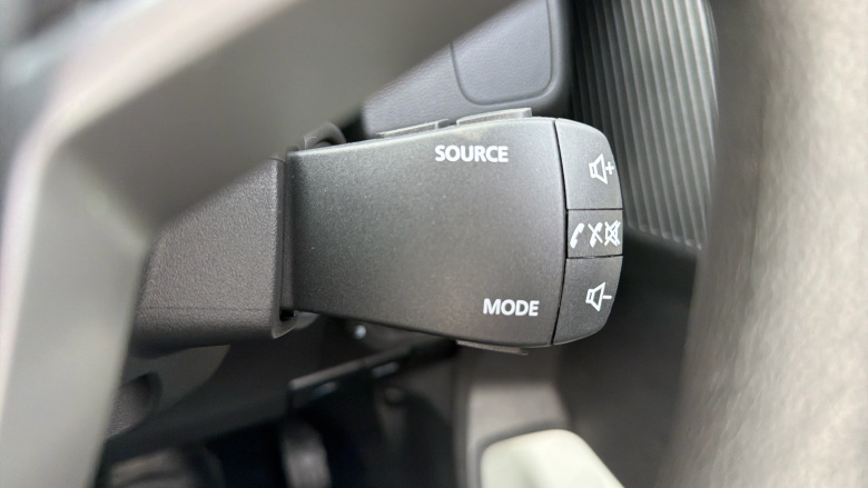 Dacia Spring 27kWh Expression 65 48kW 5dr Auto Electric Hatchback